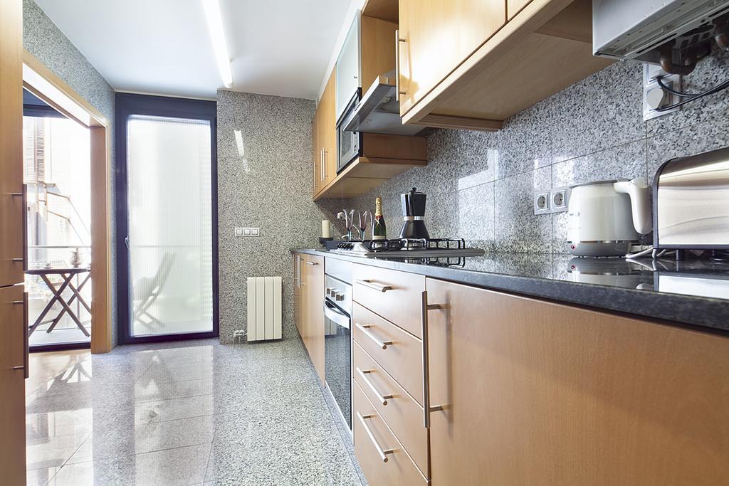 Apartment Barcelona Rentals - Sarria Apartments Near Center Esterno foto
